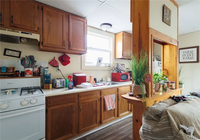 Photo 3 of Multi family home for sale at 624 Franklin St, Watertown, NY 13601 | MLS# S1708368 | Listing updated on 2026-08-19