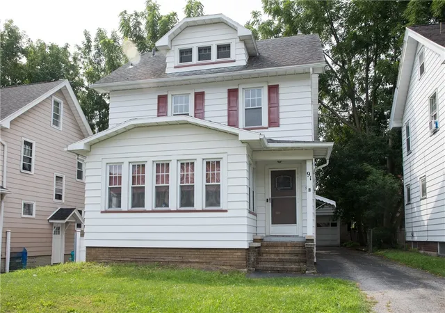 Photo 1 of Sale Pending at 91 Culver Pkwy, Rochester, NY 14609 | MLS# R1708374 | Listing updated on 2026-09-02
