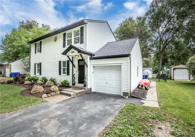 Photo 1 of Sale Pending at 4387 Barton Rd, Clarence, NY 14031 | MLS# B1706866 | Listing updated on 2026-09-14