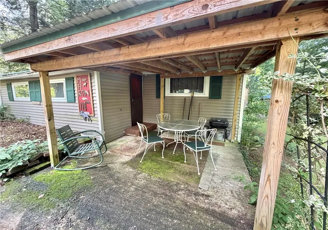 Photo 3 of Single family home for sale at 110 Mcnamara Ln, Oxford, NY 13830 | MLS# R1708257 | Listing updated on 2026-09-10