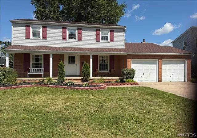 Photo 1 of Single family home for sale at 64 Robin Hl Dr, Buffalo, NY 14221 | MLS# B1708156 | Listing updated on 2026-09-12