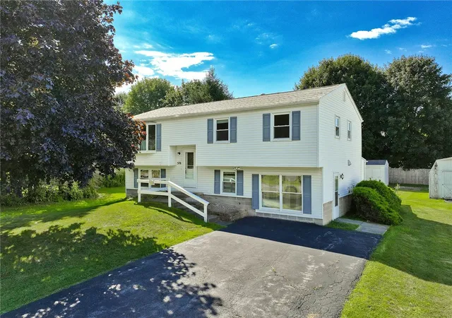 Photo 1 of Sale Pending at 576 Grace Ave, Newark, NY 14513 | MLS# R1708440 | Listing updated on 2026-08-27