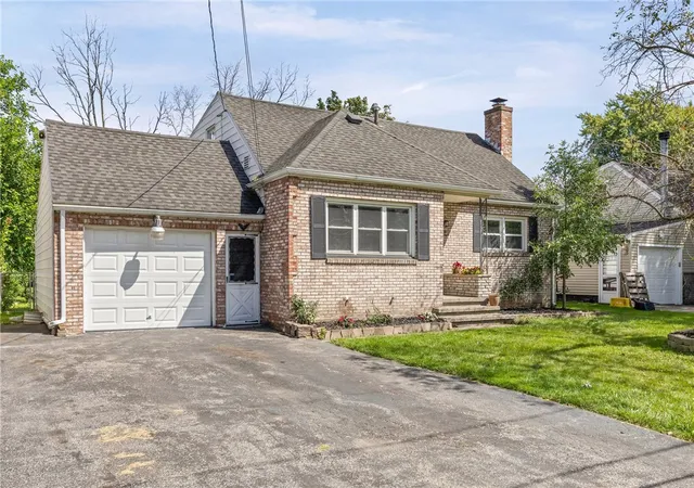 Photo 2 of Sale Pending at 44 Rossmore St, Rochester, NY 14606 | MLS# R1708262 | Listing updated on 2026-08-25