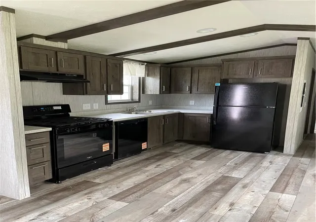Photo 3 of Manufactured home for sale at 93 Northrup Cir, Farmington, NY 14425 | MLS# R1708479 | Listing updated on 2026-08-19