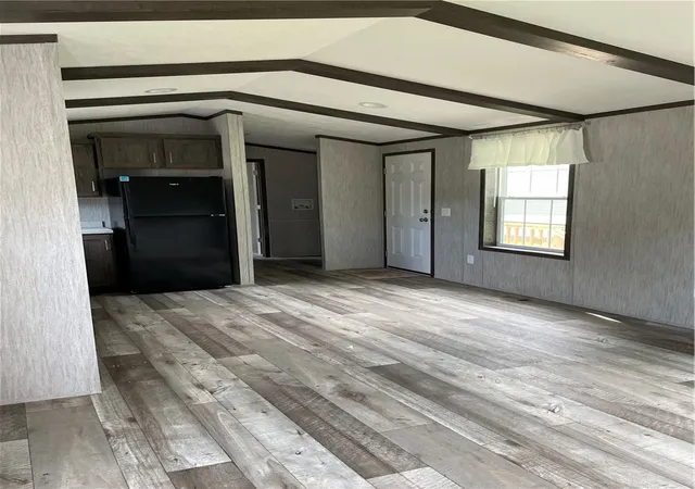 Photo 3 of Manufactured home for sale at 93 Northrup Cir, Farmington, NY 14425 | MLS# R1708479 | Listing updated on 2026-08-19