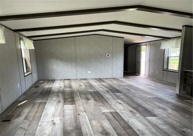 Photo 4 of Manufactured home for sale at 93 Northrup Cir, Farmington, NY 14425 | MLS# R1708479 | Listing updated on 2026-08-19