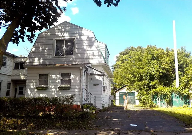 Photo 1 of Single family home for sale at 2 Laurel St, Rochester, NY 14606 | MLS# R1707855 | Listing updated on 2026-08-19