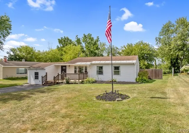 Photo 2 of Single family home for sale at 8271 Hamilton Dr, Baldwinsville, NY 13027 | MLS# S1708389 | Listing updated on 2026-09-13