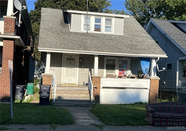 Photo 1 of Single family home for sale at 1215 15th Street, Niagara Falls, NY 14301 | MLS# B1708334 | Listing updated on 2026-09-14