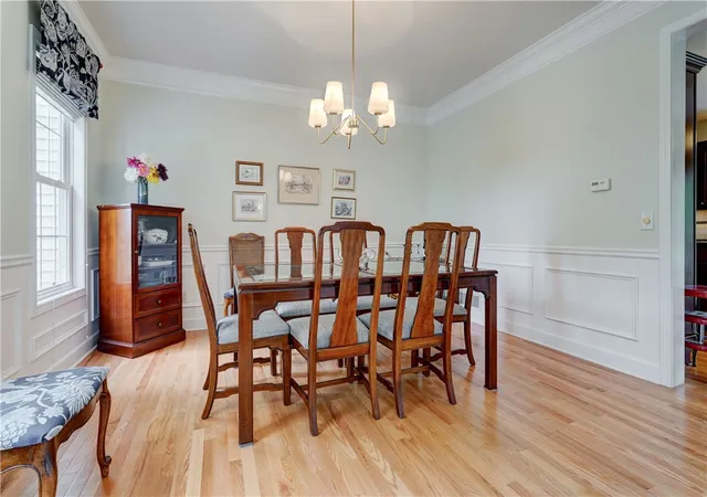 Photo 4 of Sale Pending at 3 Post Side Ln, Pittsford, NY 14534 | MLS# R1706589 | Listing updated on 2026-08-27