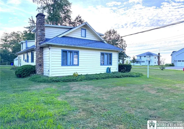 Photo 4 of Sale Pending at 10389 South Blvd, Dunkirk, NY 14048 | MLS# R1700415 | Listing updated on 2026-09-04