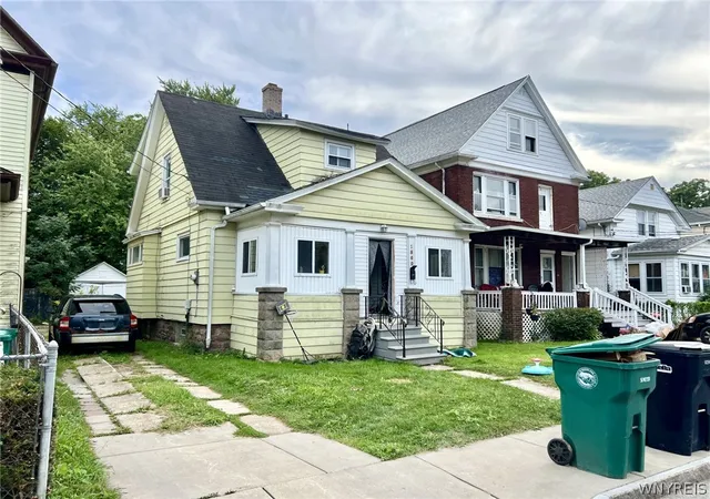 Photo 1 of Single family home for sale at 1869 Weston Ave, Niagara Falls, NY 14305 | MLS# B1708534 | Listing updated on 2026-09-14