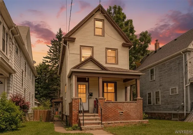 Photo 1 of Single family home for sale at 2222 Whitney Ave, Niagara Falls, NY 14301 | MLS# B1708363 | Listing updated on 2026-08-19