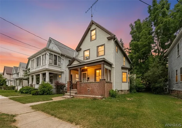 Photo 2 of Single family home for sale at 2222 Whitney Ave, Niagara Falls, NY 14301 | MLS# B1708363 | Listing updated on 2026-08-19