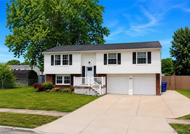 Photo 1 of Sale Pending at 154 Garry Dr, Buffalo, NY 14224 | MLS# B1708308 | Listing updated on 2026-08-28