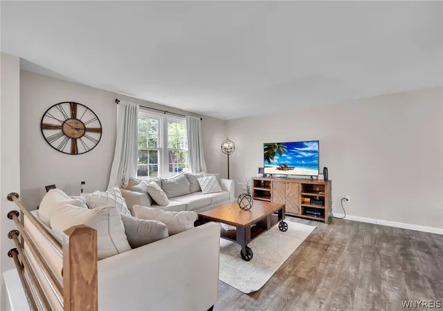Photo 3 of Sale Pending at 154 Garry Dr, Buffalo, NY 14224 | MLS# B1708308 | Listing updated on 2026-08-28