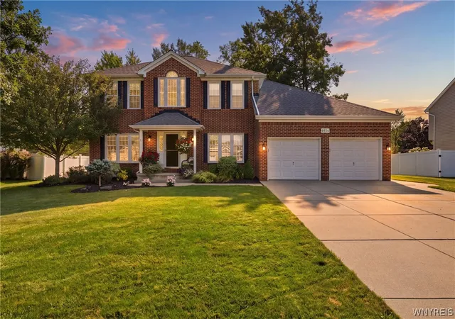 Photo 2 of Sale Pending at 6954 Lockwood Ln, Lockport, NY 14094 | MLS# B1707931 | Listing updated on 2026-08-24