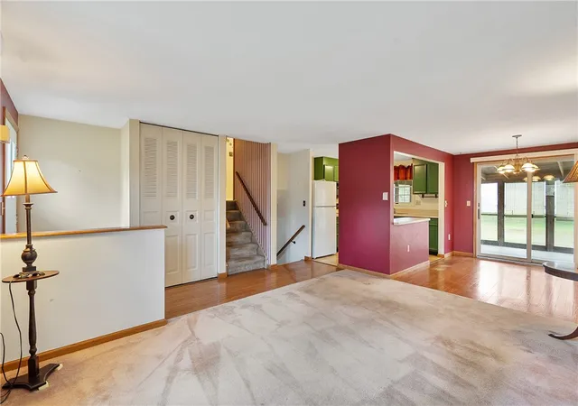 Photo 3 of Single family home for sale at 9472 Bygone Dr, Brewerton, NY 13029 | MLS# R1708528 | Listing updated on 2026-09-13
