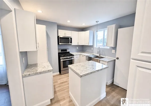 Photo 3 of Sale Pending at 39 Jackson Ave, Lackawanna, NY 14218 | MLS# R1708608 | Listing updated on 2026-08-24