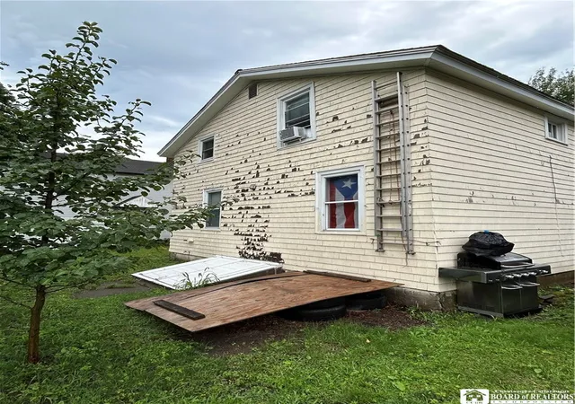 Photo 3 of Multi family home for sale at 7 Union St, Fredonia, NY 14063 | MLS# R1708463 | Listing updated on 2026-08-20