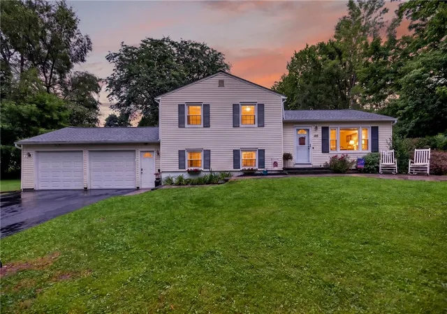 Photo 1 of Sale Pending at 185 Woody Ln, Rochester, NY 14625 | MLS# R1707549 | Listing updated on 2026-09-04