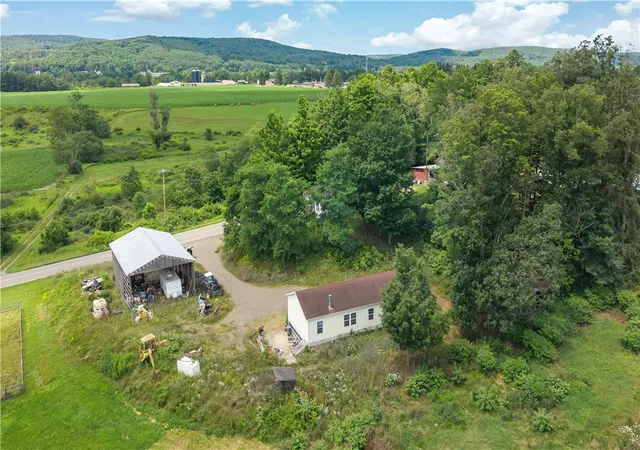 Photo 2 of Single family home for sale at 1014 County Hwy 33, Cooperstown, NY 13326 | MLS# R1666386 | Listing updated on 2026-08-20