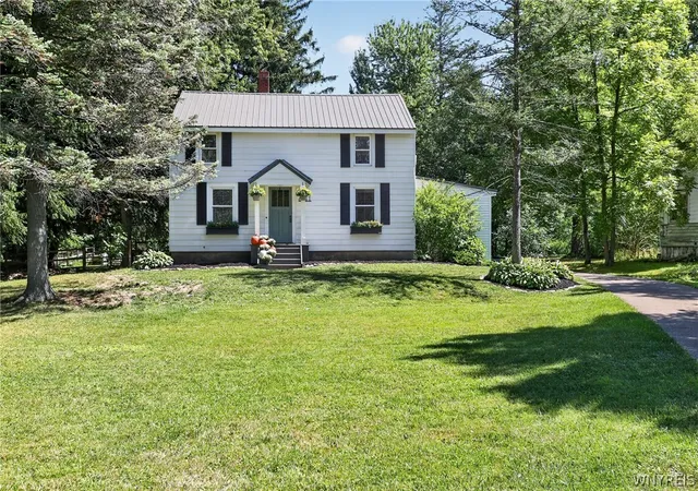 Photo 1 of Sale Pending at 6811 Boston State Rd, Hamburg, NY 14075 | MLS# B1707988 | Listing updated on 2026-08-30