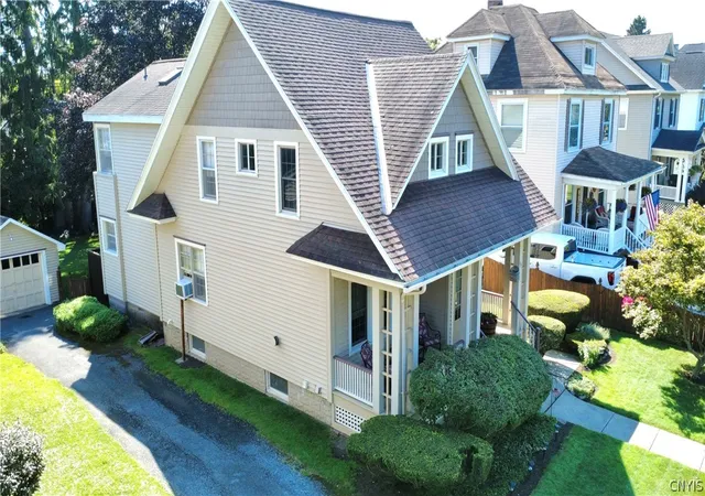 Photo 1 of Single family home for sale at 132 S Hoopes Ave, Auburn, NY 13021 | MLS# S1706225 | Listing updated on 2026-09-13