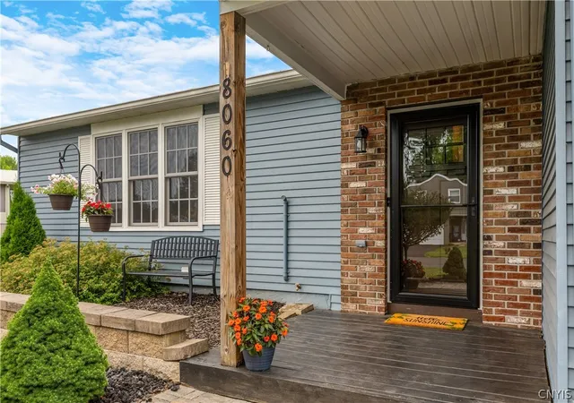 Photo 3 of Sale Pending at 8060 Spruce Hl Dr, Clay, NY 13041 | MLS# S1700492 | Listing updated on 2026-08-27