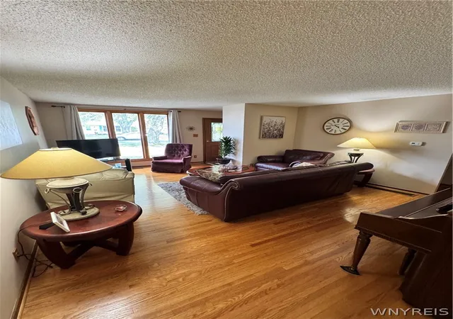 Photo 3 of Sale Pending at 237 Brookside Dr, Buffalo, NY 14220 | MLS# B1708522 | Listing updated on 2026-08-26