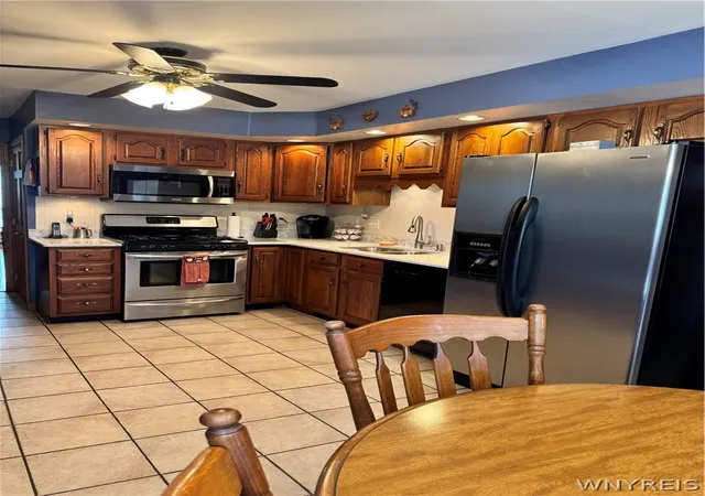 Photo 3 of Sale Pending at 237 Brookside Dr, Buffalo, NY 14220 | MLS# B1708522 | Listing updated on 2026-08-26