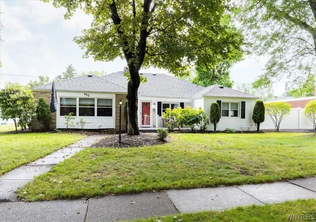 Photo 1 of Sale Pending at 420 Brantwood Rd, Buffalo, NY 14226 | MLS# B1708458 | Listing updated on 2026-08-31