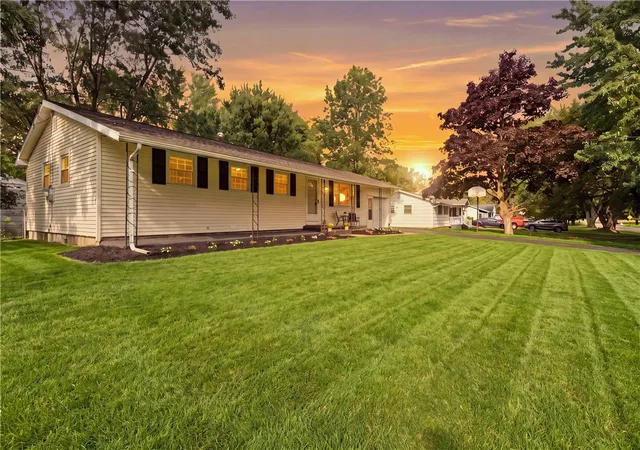 Photo 4 of Sale Pending at 128 Lalanne Rd, Rochester, NY 14623 | MLS# R1708483 | Listing updated on 2026-08-25
