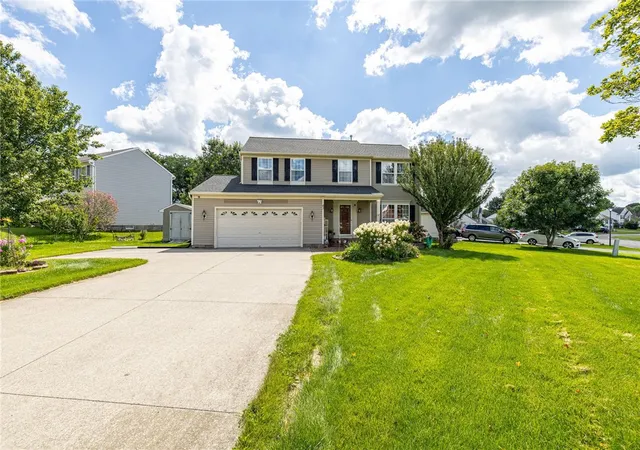 Photo 3 of Sale Pending at 43 Butterfly Ln, West Henrietta, NY 14586 | MLS# R1708025 | Listing updated on 2026-09-10