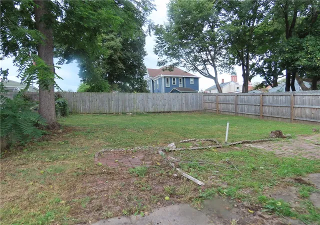 Listing Photo 4 - Condo for sale in building located at 1807 Lodi St, Syracuse, NY 13208