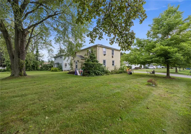 Photo 3 of Sale Pending at 4015 Mt Read Blvd, Rochester, NY 14616 | MLS# R1708055 | Listing updated on 2026-08-31