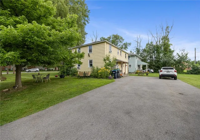 Photo 3 of Sale Pending at 4015 Mt Read Blvd, Rochester, NY 14616 | MLS# R1708055 | Listing updated on 2026-08-31