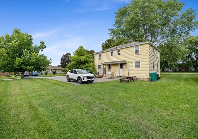 Photo 4 of Sale Pending at 4015 Mt Read Blvd, Rochester, NY 14616 | MLS# R1708055 | Listing updated on 2026-08-31