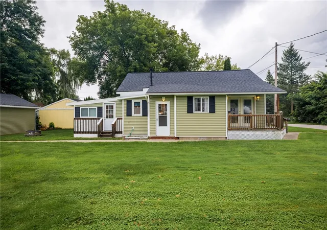 Photo 2 of Sale Pending at 154 Norwood Ave, Rochester, NY 14606 | MLS# R1706288 | Listing updated on 2026-08-28