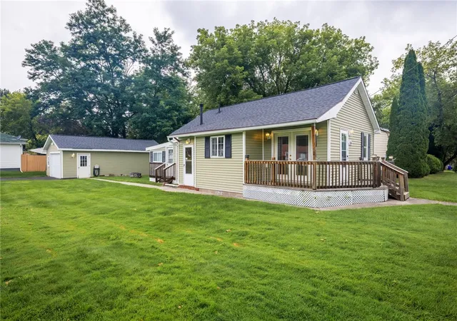Photo 3 of Sale Pending at 154 Norwood Ave, Rochester, NY 14606 | MLS# R1706288 | Listing updated on 2026-08-28