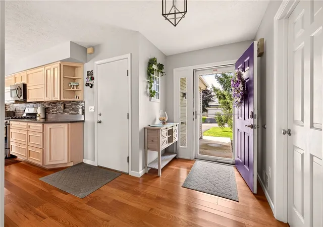 Photo 3 of Sale Pending at 17 Foxtail Ln, North Chili, NY 14514 | MLS# R1708586 | Listing updated on 2026-08-26
