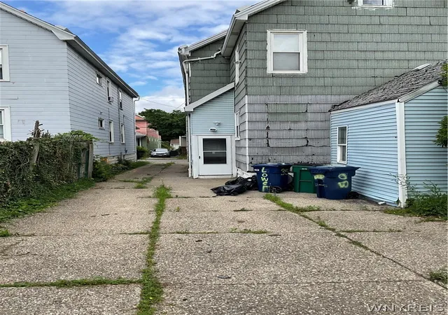 Listing Photo 5 - Condo for sale in building located at 35 Matejko St, Buffalo, NY 14206