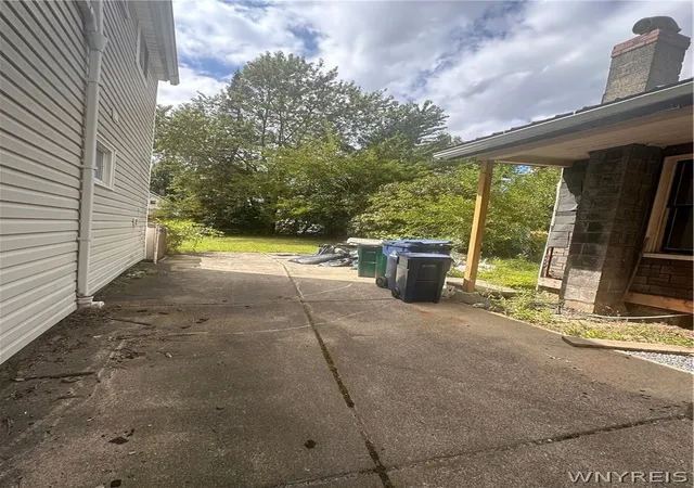 Photo 3 of Multi family home for sale at 130 Benzinger St, Buffalo, NY 14206 | MLS# B1706051 | Listing updated on 2026-08-21