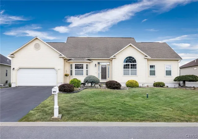 Photo 1 of Single family home for sale at 5037 Constitution Ln, Liverpool, NY 13088 | MLS# S1708671 | Listing updated on 2026-09-10