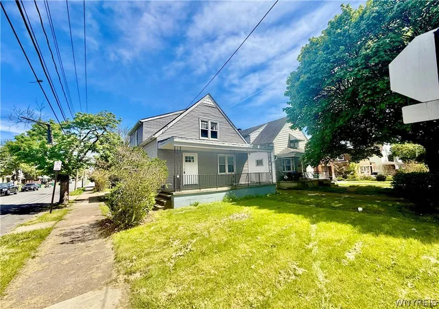 Photo 1 of Single family home for sale at 839 17th Street, Niagara Falls, NY 14301 | MLS# B1708727 | Listing updated on 2026-08-20