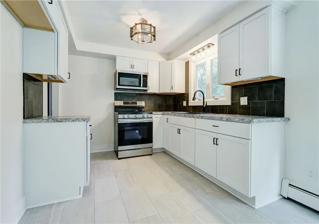 Photo 4 of Sale Pending at 69 Elmore Dr, Rochester, NY 14606 | MLS# R1707677 | Listing updated on 2026-08-28