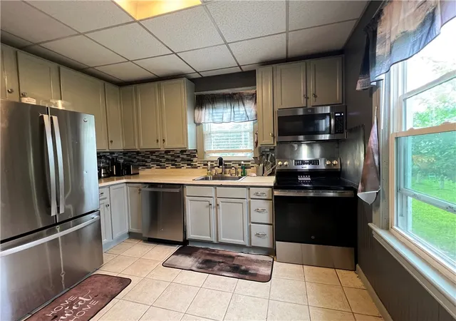 Photo 3 of Single family home for sale at 44 Mayberry St, Rochester, NY 14609 | MLS# R1708588 | Listing updated on 2026-09-10
