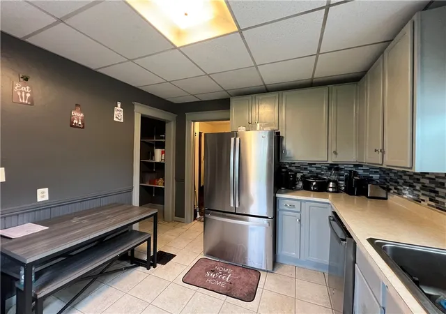Photo 4 of Single family home for sale at 44 Mayberry St, Rochester, NY 14609 | MLS# R1708588 | Listing updated on 2026-09-10