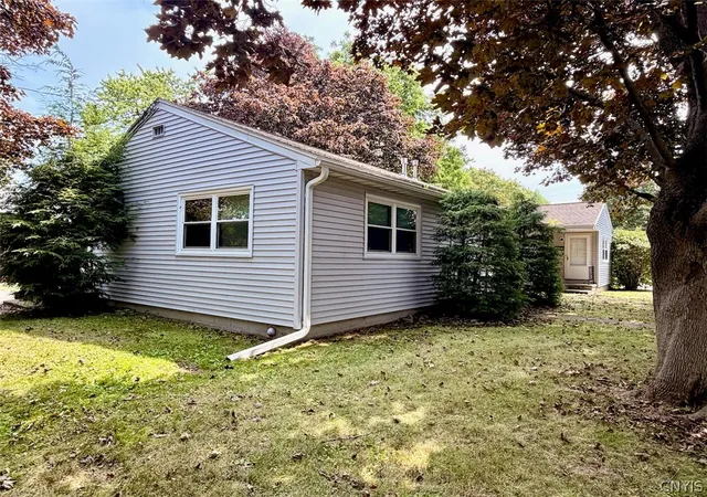 Photo 3 of Multi family home for sale at 1 3, 2 4 5 7 Mohawk Ter, Oswego, NY 13126 | MLS# S1708688 | Listing updated on 2026-08-20
