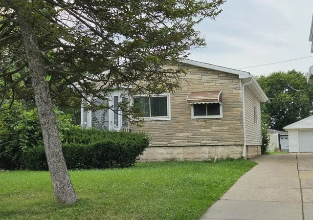 Single family home for sale at 520 University Ave, Buffalo, NY 14223 | MLS# R1708476